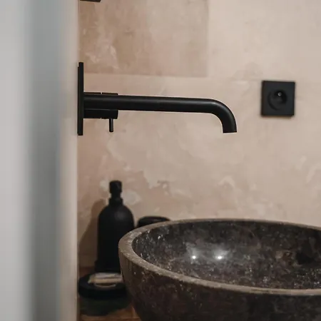 Domaine De Pelican فندق مبيت وإفطار جيغناك
