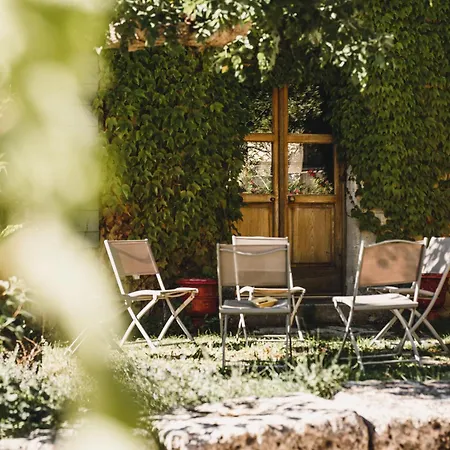 Domaine De Pelican 4*