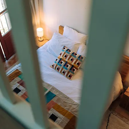 לינה וארוחת בוקר Domaine De Pelican