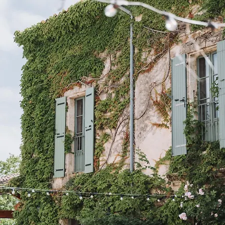 Domaine De Pelican 4*
