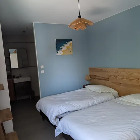 Oda ve Kahvaltı Domaine De Pelican 4*