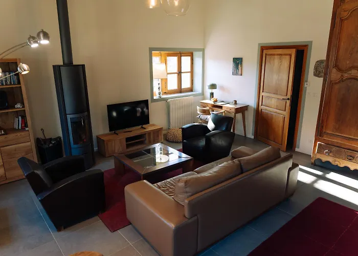 Domaine De Pelican Bed & Breakfast